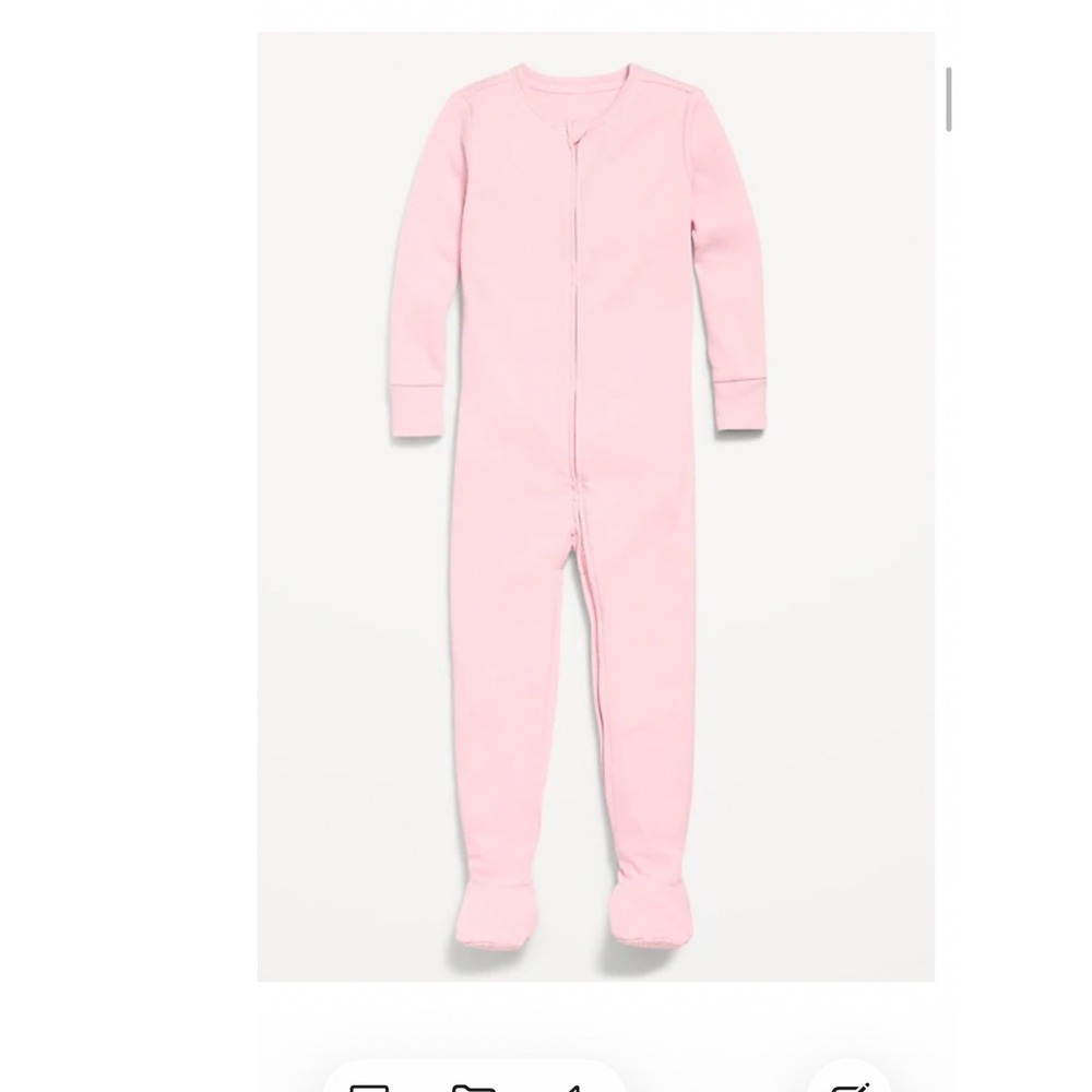 Old Navy Kids Purple Ribbed Footed One Piece Pajamas Sleeper 4T NWT